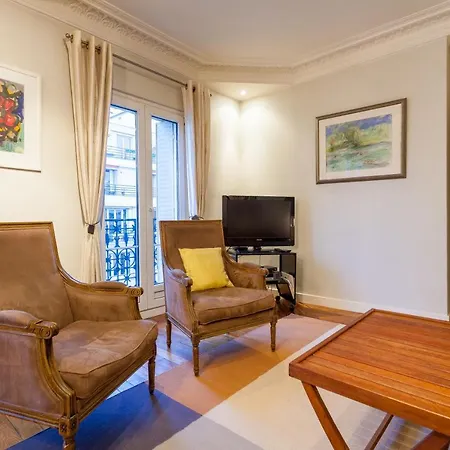 Greeter-appartement Haussmannien Avec Balcon 公寓 巴黎